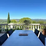 Villa Avec Quatre à *