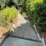 Avec Quatre à Villa *