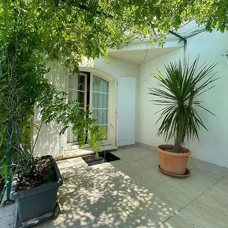Avec Quatre A Villa Villevieille